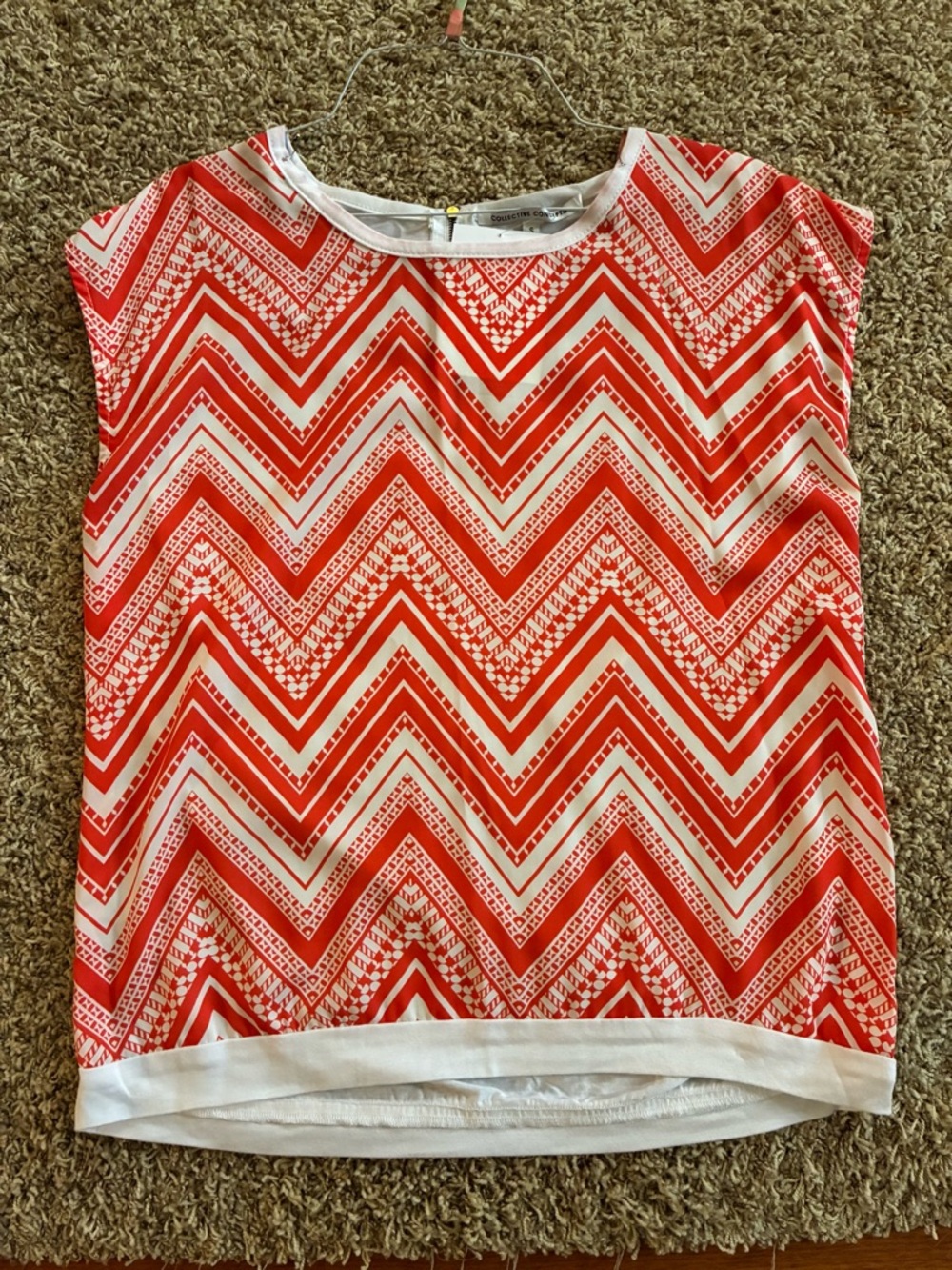 Coral & White Chevron Cap-Sleeve Women’s Top
